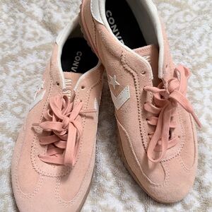 Converse Women's Peach Sneakers